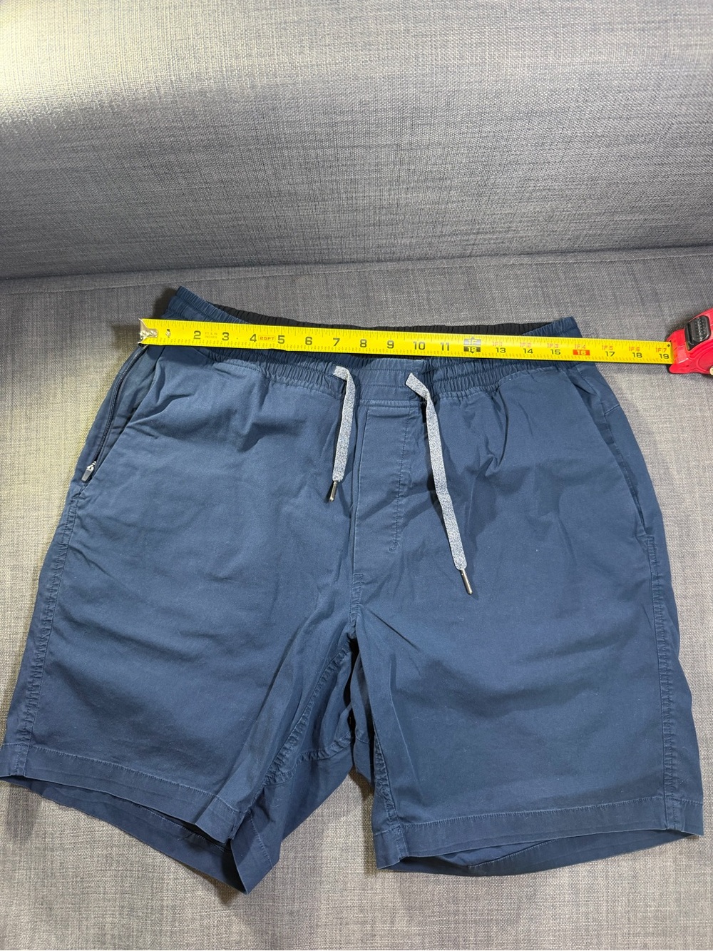 lululemon athletica Men's Black and Navy Elastic Waist Shorts